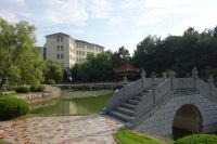 south_campus_1_small_lake_with_bridge_summer_2017_2